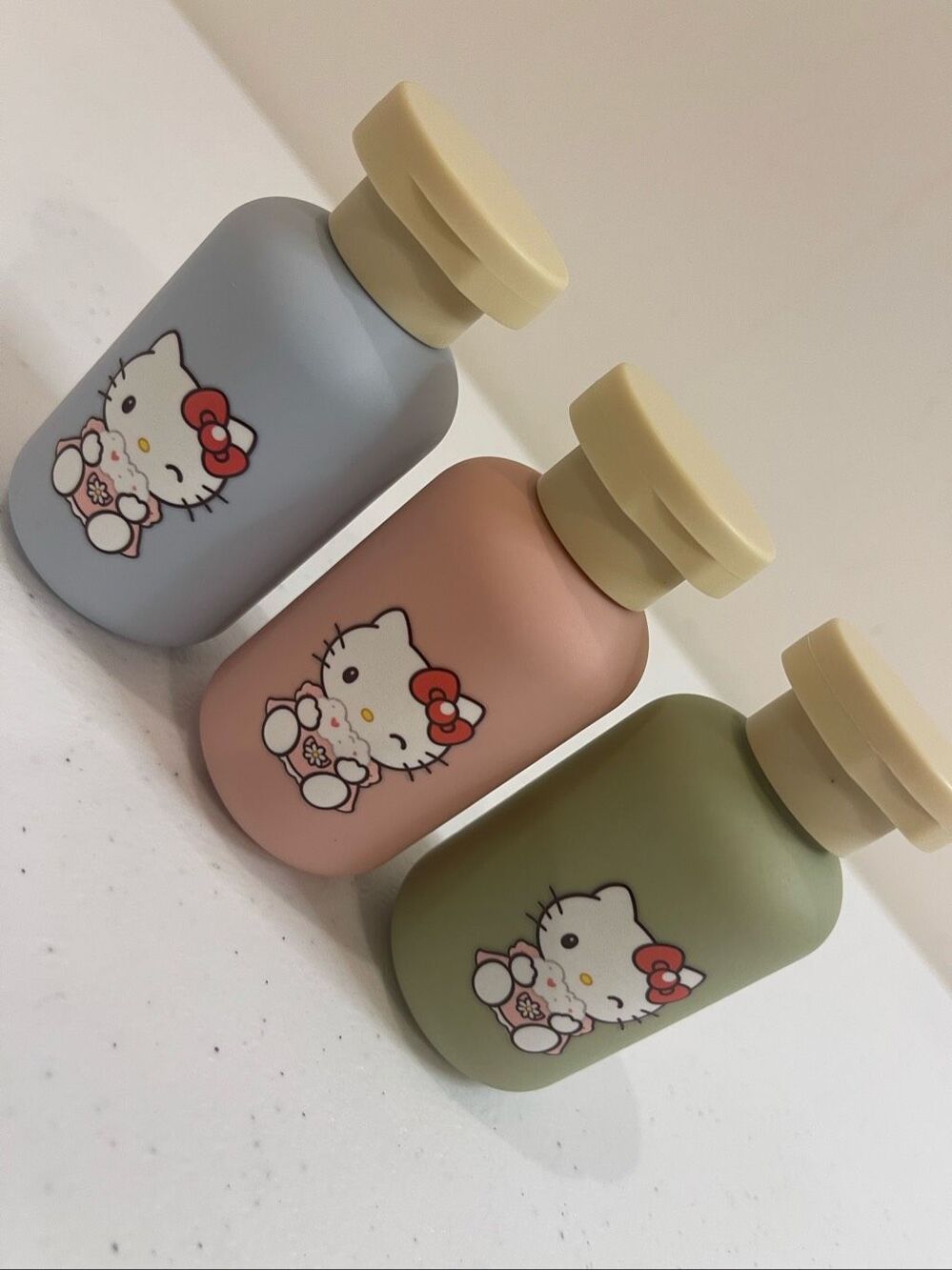 Hello Kitty Sanrio x MINISO Travel Shower Bottles Set 3 Pastel Blue Pink Green